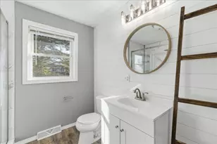 21 Knox Brothers Ave, Searsport, ME 04974 - Photo 18