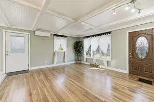 21 Knox Brothers Ave, Searsport, ME 04974 - Photo 4