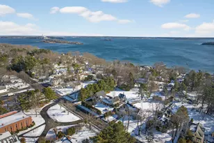 263 Foreside Rd, Falmouth, ME 04105 - Photo 4