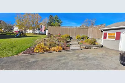 8 Benjamin Street, Mars Hill, ME 04758 - Photo 28