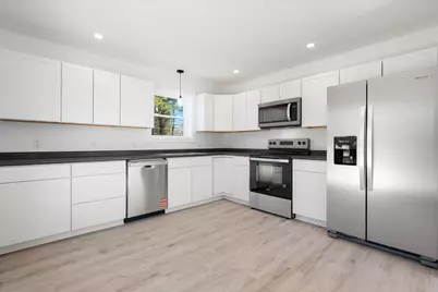 288 Elm Street, Brewer, ME 04412 - Photo 4