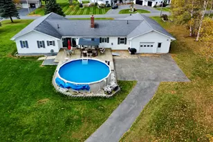 33 Lynn Dr, Caribou, ME 04736 - Photo 4
