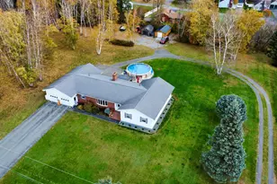 33 Lynn Dr, Caribou, ME 04736 - Photo 2