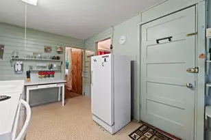 19 Riverside Ave, Edgecomb, ME 04556 - Photo 10