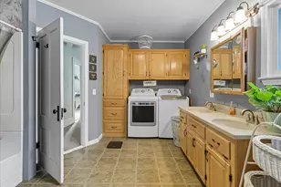 4 Beacon St, Livermore Falls, ME 04254 - Photo 28