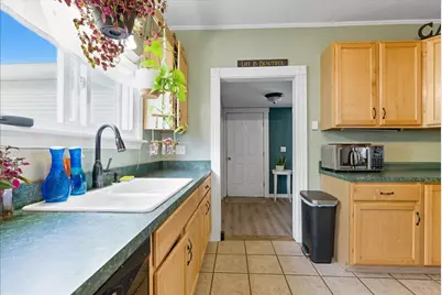 4 Beacon Street, Livermore Falls, ME 04254 - Photo 10