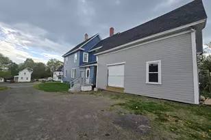 19 Smyrna St, Houlton, ME 04730 - Photo 4