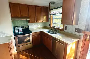 5 Manchester Ct, Presque Isle, ME 04769 - Photo 8