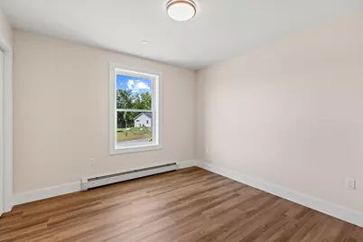 18 Hillside Drive, Raymond, ME 04071 - Photo 10