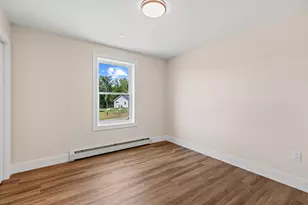 18 Hillside Dr, Raymond, ME 04071 - Photo 10