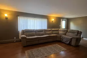 795 Memorial Dr, Winthrop, ME 04364 - Photo 8