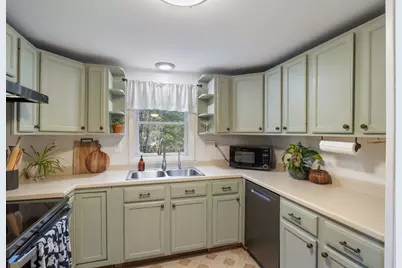 37 Boynton Road, Buxton, ME 04093 - Photo 10