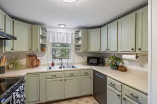 37 Boynton Rd, Buxton, ME 04093 - Photo 10