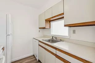 148 Breakwater Dr, South Portland, ME 04106 - Photo 6