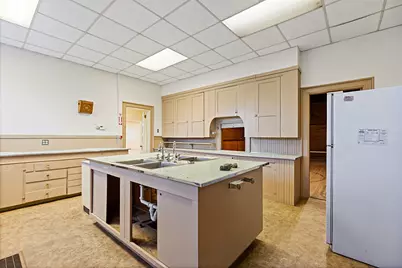 112 Washington Street, Rumford, ME 04276 - Photo 38