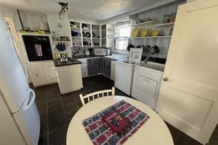 75 Elm St, Millinocket, ME 04462 - Photo 12