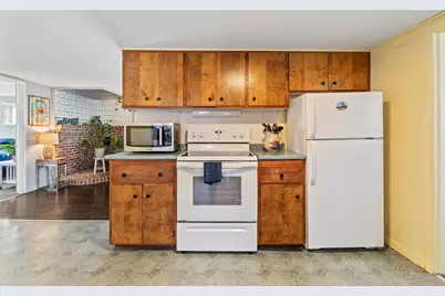 5 Carll Avenue, Old Orchard Beach, ME 04064 - Photo 10