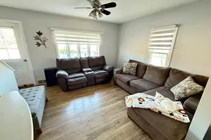 35 Market St, Fort Kent, ME 04743 - Photo 4