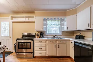 19 Mountain View Cir, Bethel, ME 04217 - Photo 16