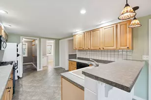 218 Oak St, Oakland, ME 04963 - Photo 12