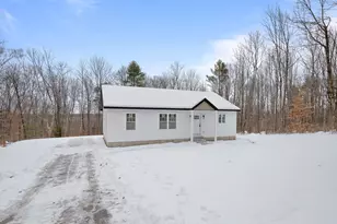 33 Lawson Ridge Ln, Richmond, ME 04357 - Photo 2