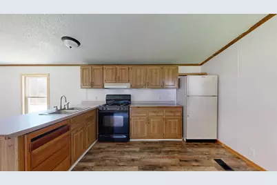 1059 Main Street, Jay, ME 04239 - Photo 6