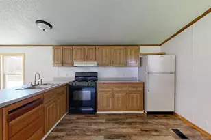 1059 Main St, Jay, ME 04239 - Photo 6