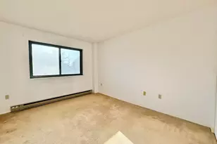 148 Breakwater Dr, South Portland, ME 04106 - Photo 8