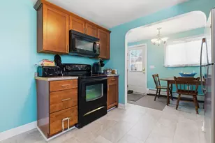 259 Sherwood St, Portland, ME 04103 - Photo 4
