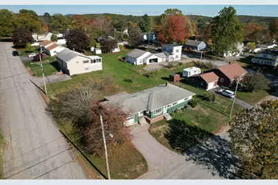 10 Nash Street, Lewiston, ME 04240 - Photo 4