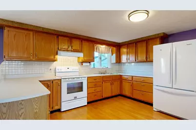 10 Nash Street, Lewiston, ME 04240 - Photo 20