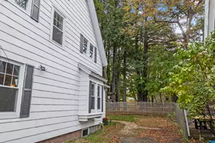 37 Nichols St, Lewiston, ME 04240 - Photo 52