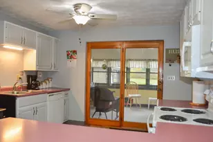 87 Middle Rd, Augusta, ME 04330 - Photo 8