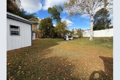 13 Colony Place, Millinocket, ME 04462 - Photo 4