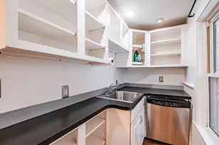 29 Pine St, Bath, ME 04530 - Photo 18