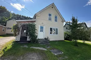 122 Knox St, Millinocket, ME 04462 - Photo 4