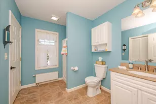 10 Crescent View Ave, Cape Elizabeth, ME 04107 - Photo 18