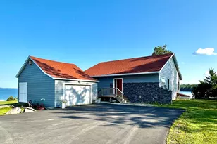 68 Robbins St, Robbinston, ME 04671 - Photo 6