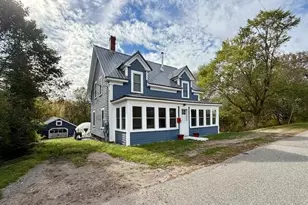 14 Hawkes Ave, Eastport, ME 04631 - Photo 2