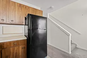 18 Ocean St, South Portland, ME 04106 - Photo 10