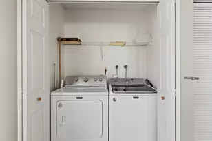 18 Ocean St, South Portland, ME 04106 - Photo 8