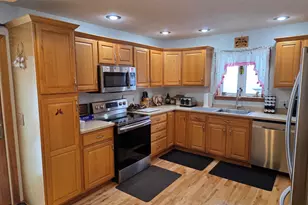 77 Billings Rd, Hermon, ME 04401 - Photo 4