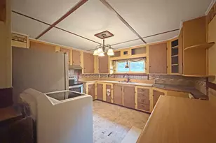 11 West St, Houlton, ME 04730 - Photo 16