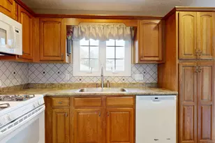 49 Rachel Blvd, Lewiston, ME 04240 - Photo 12