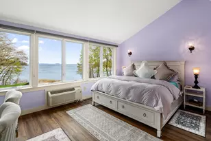 4 Warrenton St, Rockport, ME 04856 - Photo 12