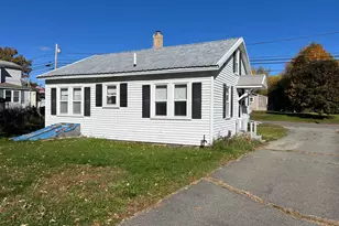 111 Elm St, Hartland, ME 04943 - Photo 4