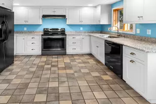 18 South Rd, China, ME 04358 - Photo 4