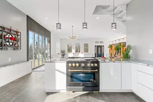 219 Outlook Rd, Woodstock, ME 04219 - Photo 38