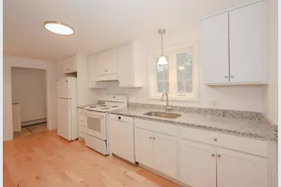 23 Lilac Lane #23, Kennebunk, ME 04043 - Photo 6