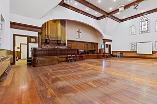 112 Washington St, Rumford, ME 04276 - Photo 12